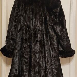 Luxurious Dark Brown Mink Coat